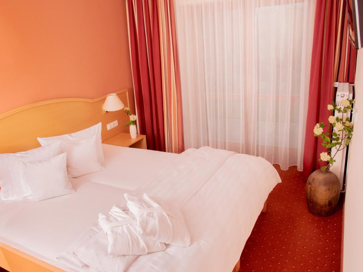 Anetseder Landhotel & Lofts Thyrnau ภายนอก รูปภาพ